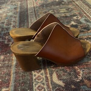 Pierre Dumas Tan Women's Heeled Mules